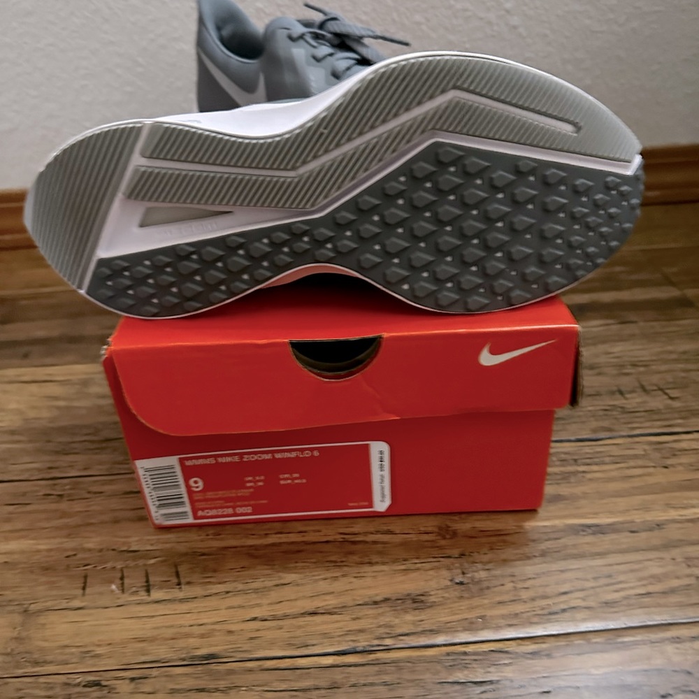 Nike NWT